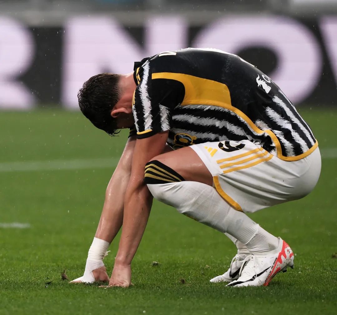 洛杉矶道奇与弗莱赫蒂（Jack Flaherty）达成 2 年续约，金额为 3500 万美元